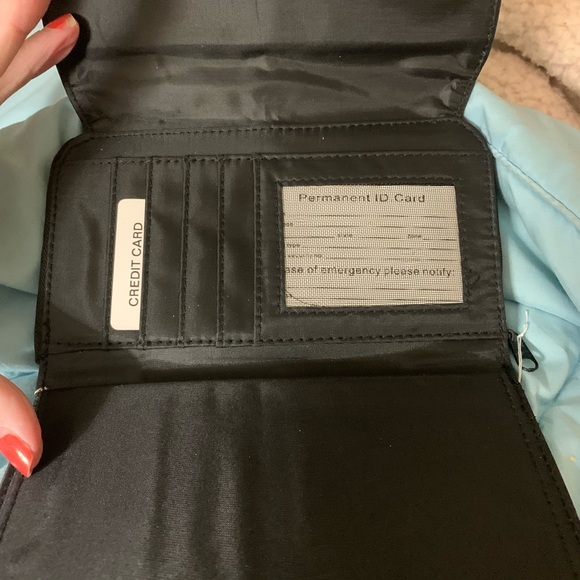 Boutique vegan leather wallet - Picture 2 of 3